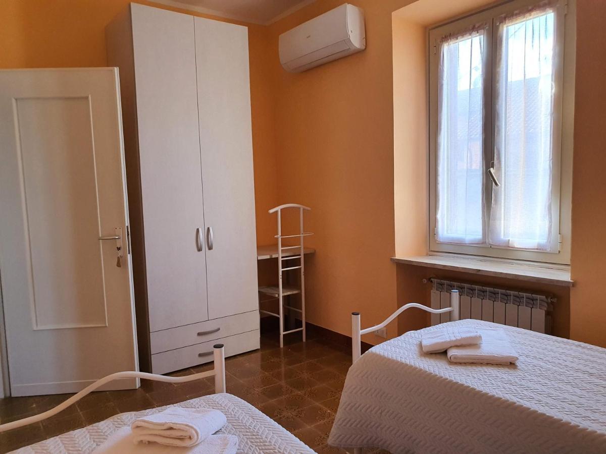 Casa Soggiorno Il Quetzales Valenza Ngoại thất bức ảnh