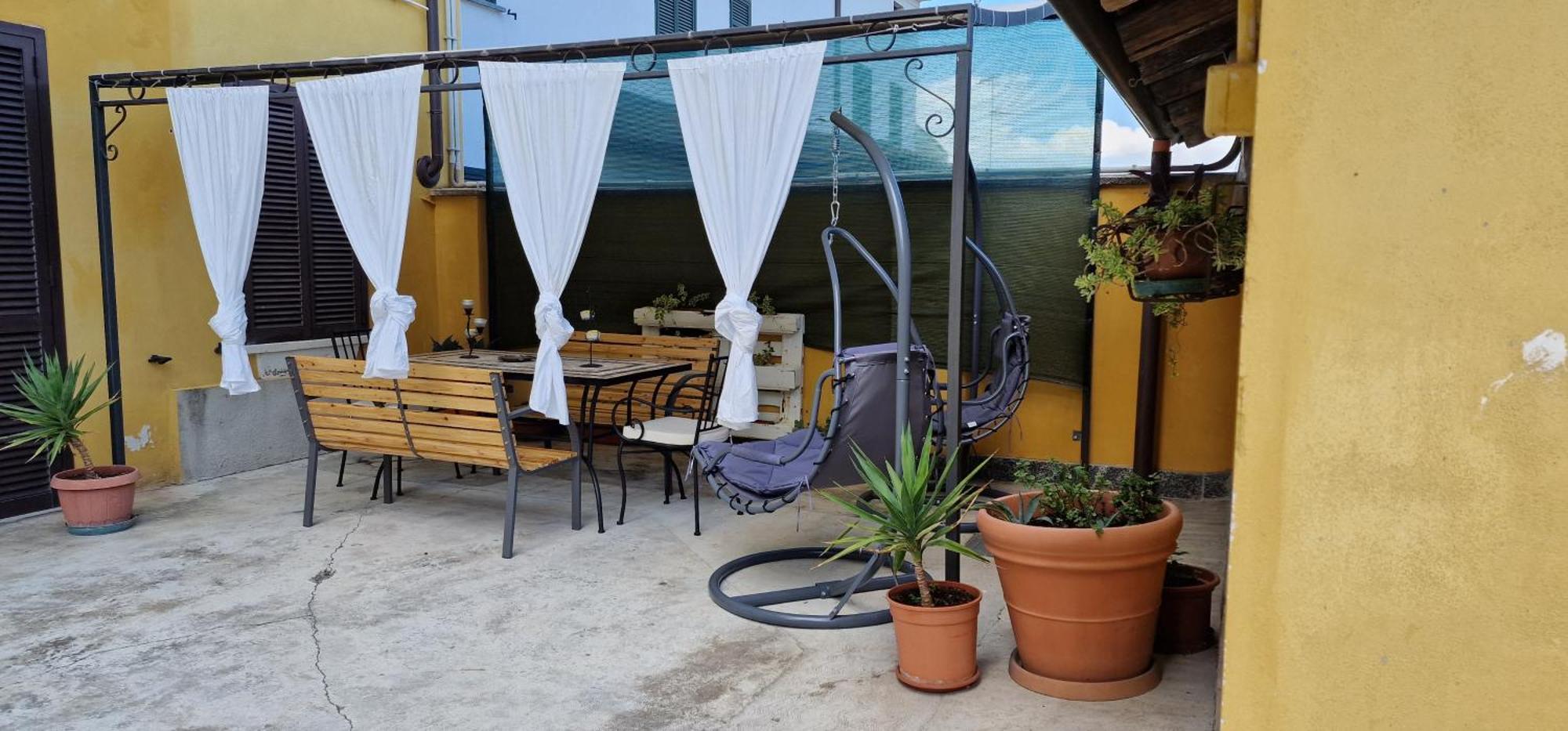 Casa Soggiorno Il Quetzales Valenza Ngoại thất bức ảnh